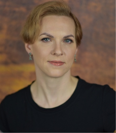 Veronika Javůrková, Studio Kleopatra